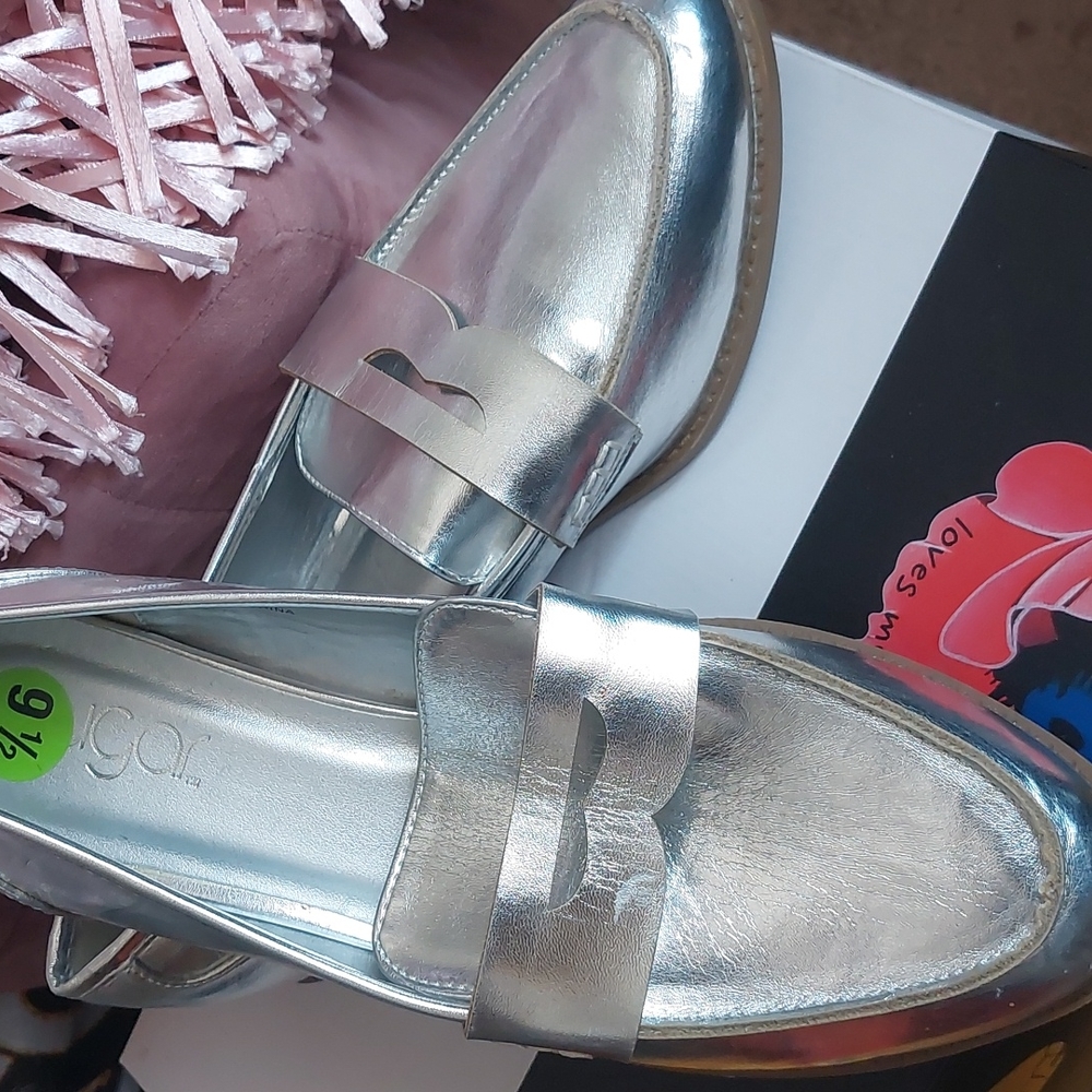 SILVER Metallic loafers sz 9.5wm
